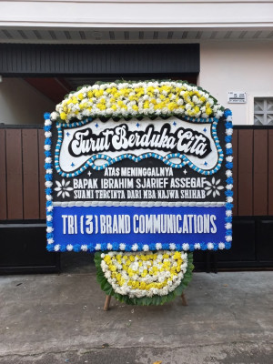 Papan Bunga Duka di Songgon